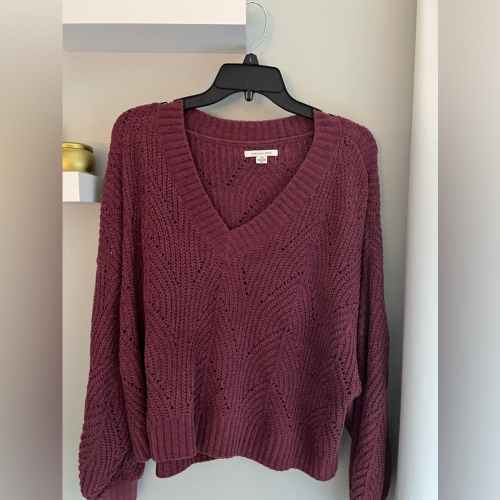 American Eagle Sweater